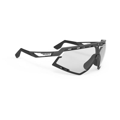 Rudy Project running and cycling sport sunglasses#color_defender-graphene-frame-and-impactx-photochromic-2-black-lenses-black-bumpers